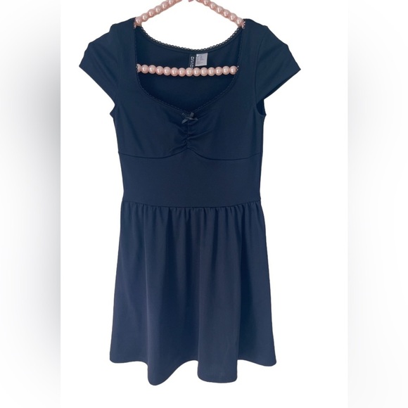 H&M Short Black Dress, Size XXS - Picture 1 of 7